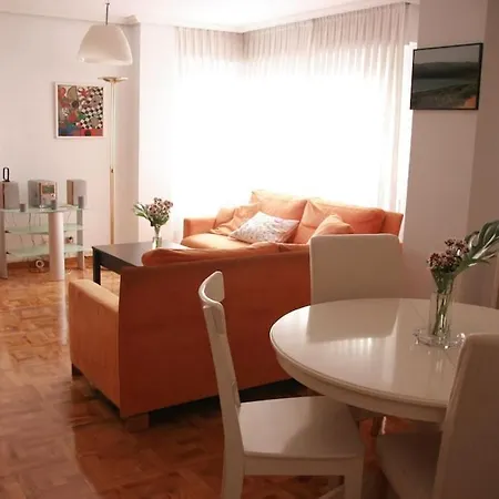 Apartament Lekker&Vida, Vivienda De Uso Turistico, Centrica, Garaje En El Edificio Valladolid Zewnętrze zdjęcie